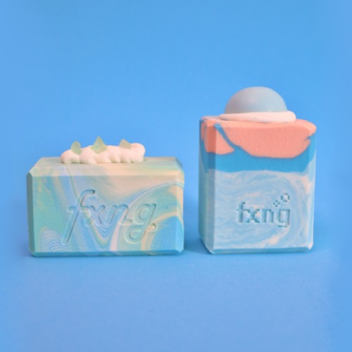 [추석선물] [퐁Fxng] Love Is Blue SET (비누 2개 비누 망 선물 상자 종이 가방) 고체 비누 솝 세트-비보트